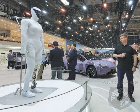 Chinese Automakers Are Leapfrogging Into Humanoid Robots While The Rest Of The World Struggles to Keep Up